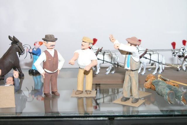 Click to view the next picture