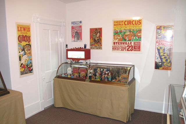 Click to view the next picture