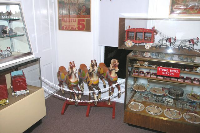 Click to view the next picture