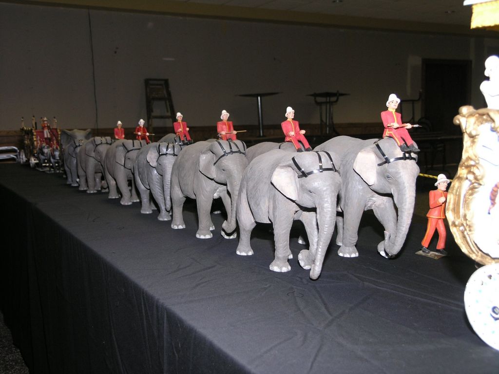 Click to view the next picture